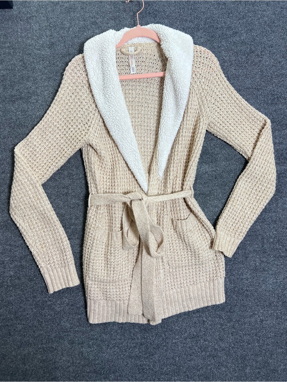 Gilligan & O’Malley M Cream Sherpa Collar Belted Chunky Knit Cardigan